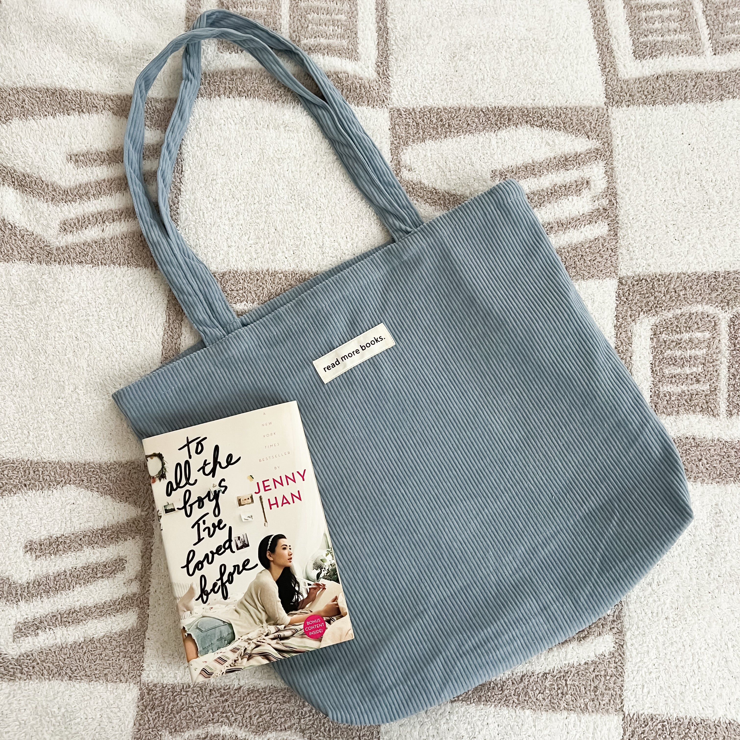 Read More Books Corduroy Tote – The Bookish Goods