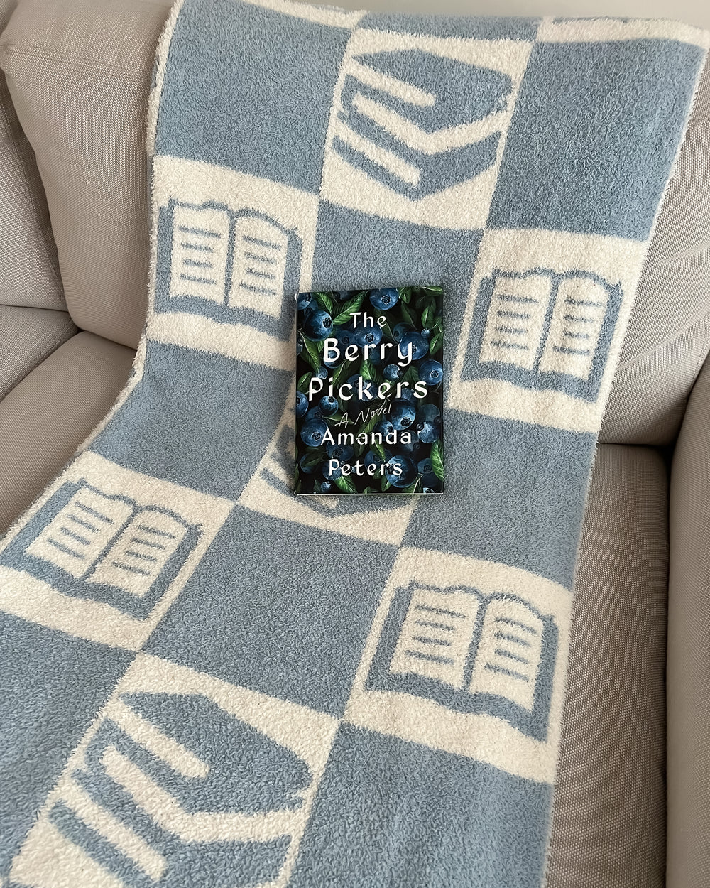The Bookish Blanket